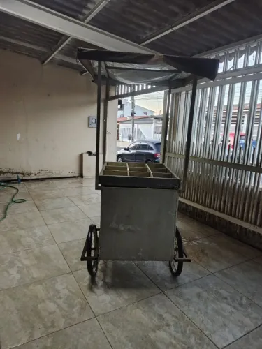 Carrinho para vender balinha ou diversos produtos