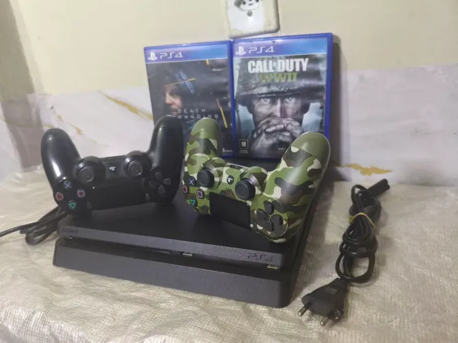 Ps4 slim hd 1tera/aceito cartão ate 18x
