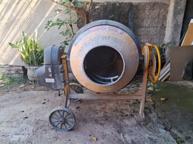 VENDO Betoneira de 400L