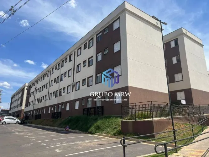 Apartamento com 2 dormitórios à venda, 41 m² por R$ 220.000,00 - Jardim Wanel Ville III -