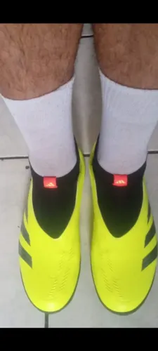 Vendo chuteira Adidas 