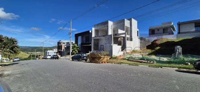 Terreno a venda no Condomínio Mosaico Essence 338 metros