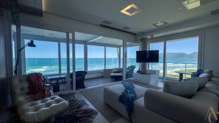 Apartamento para alugar - 3 quartos sendo 1 suíte - Vista mar - Morro das Pedras | Florian