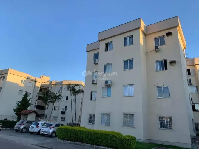 Apartamento para aluguel, 2 quartos, Recife - Tubarão/SC