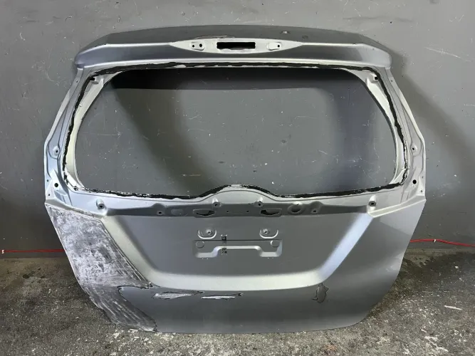 Tampa Traseira Honda Fit 2015 2016 2017 2018 2019 2020 Á 2022 (Prata)
