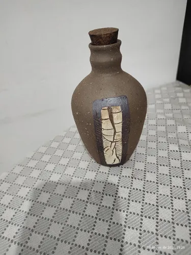 Vaso de barro marajoara 