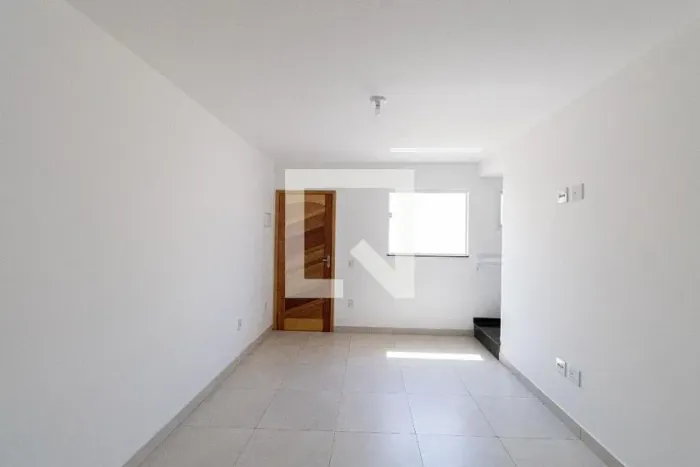 Casa à Venda - Vila Ré, 2 Quartos, 118 m2