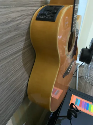 Violão takamine tampo sólido