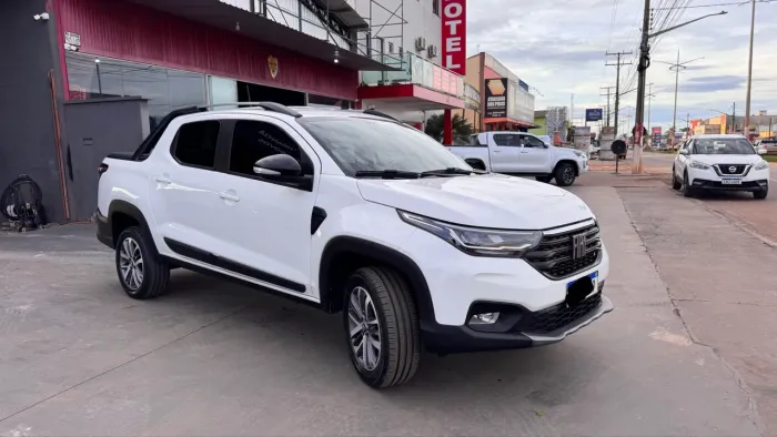 Fiat Strada Volcano 1.3 Flex 8V CD Aut. 2025