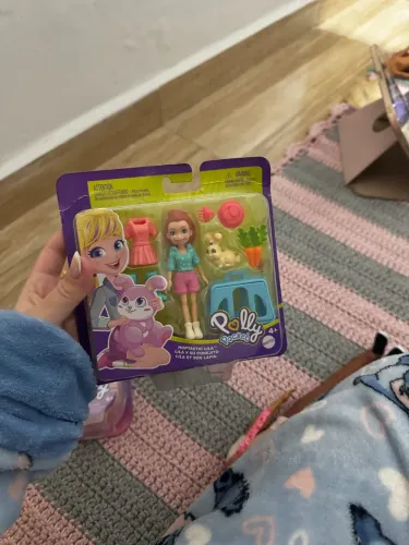 Polly pocket