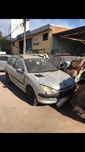 Peugeot 206 SW 1.4 ano 2007 completo batido sucata