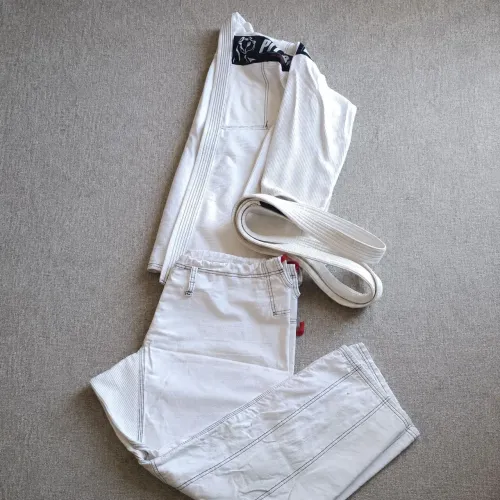 Kimono Adulto Branco TAM A4