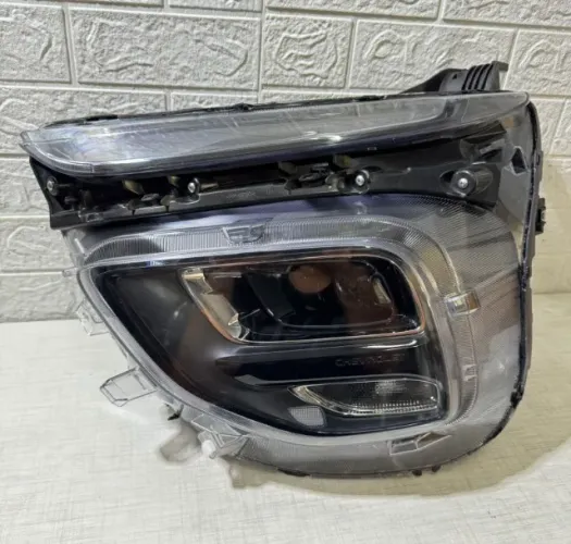 Farol esquerdo Montana Full Led 2023 2024 2025 original