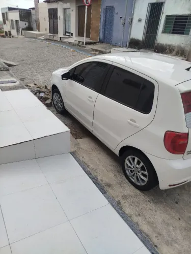 Volkswagen Fox 1.0 MI Total Flex 8V 5P 2014