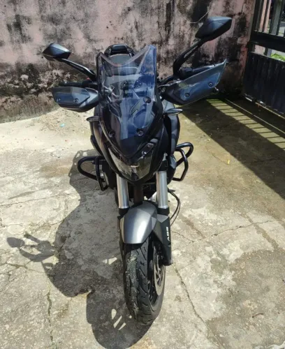 Dominar 400