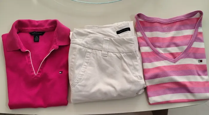 Kit 3 Pecas Tommy Hilfiger Originais (Calca Sarja + 2 Blusas) - Tam. PP