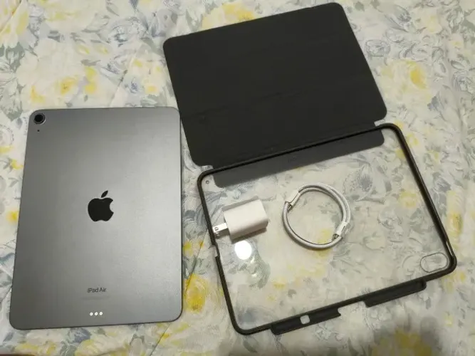 iPad Air 5 M1 256GB Cinza Espacial | Impecável + Carregador