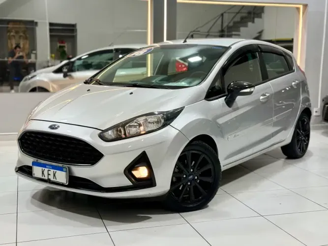 Ford Fiesta Tit.plus 1.0 12V Ecoboost Aut. 5P 2018