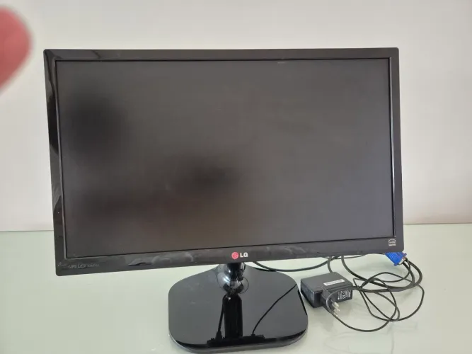 Monitor 23MP P55HA