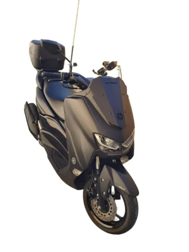 Vendo NMax 160 conected 24/24 nova 8500 km
