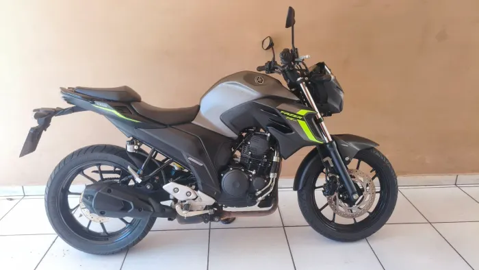 Yamaha FZ 25 2024
