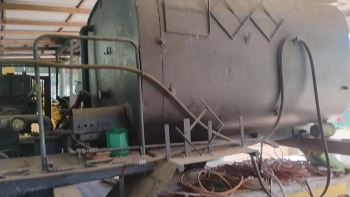 Tanque para emulsão asfalto ano 97