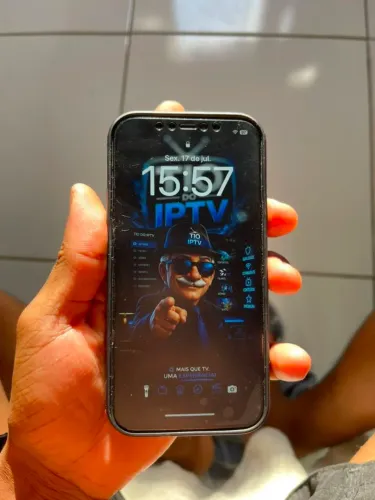 iPhone 12 pro, face id não está funcionando e o fundo trincado
