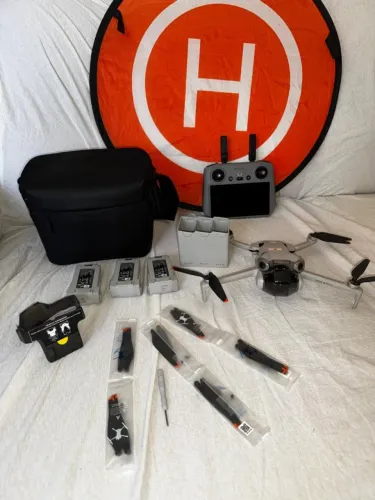 Mini Drone Dji Mini 4 Pro Fly More Combo + Acessórios