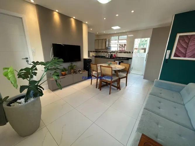 Apartamento à venda em Santos/SP Macuco reformado 2 quartos 1 vaga