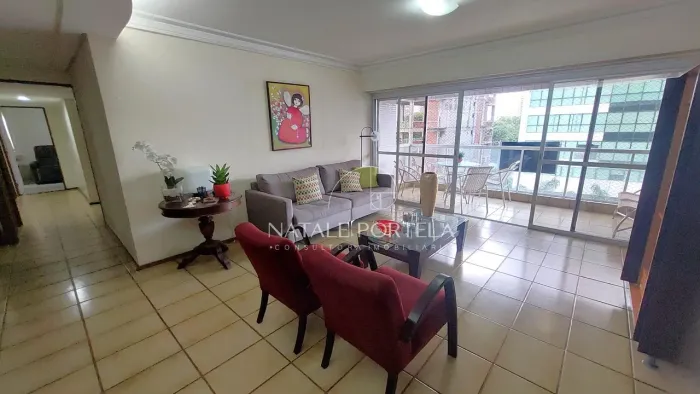 Excelente apartamento junto a Jaqueira
