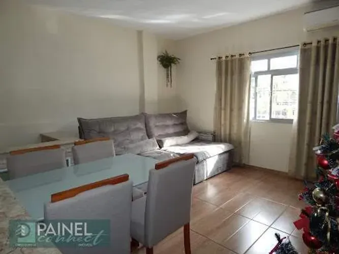 Casa à Venda em Areia Branca - Santos: 2 Dorms por R$ 320k