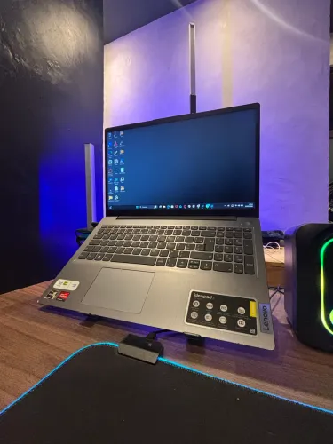 Lenovo IdeaPad 3 Ryzen 5 5500U | 20GB RAM | SSD 256GB | Full HD | Muito Rápido