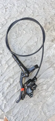Attus mt 200 ( dianteiro )