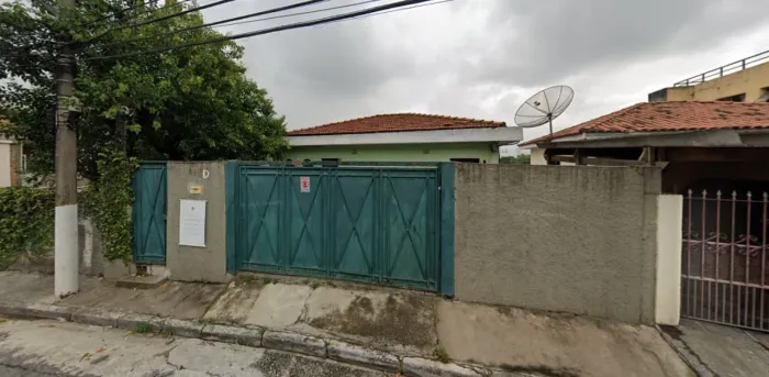Casa comercial na Rua Rifaina, 610  119 m²