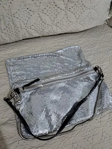 Bolsa Clutch de Malha Metálica Prateada Kenneth Cole Original