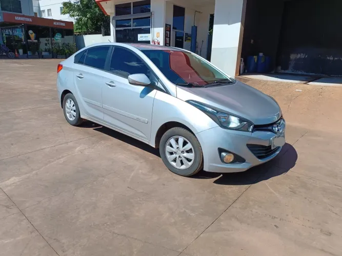 Hyundai HB20S C.style/c.plus1.6 Flex 16V Aut. 4P 2014