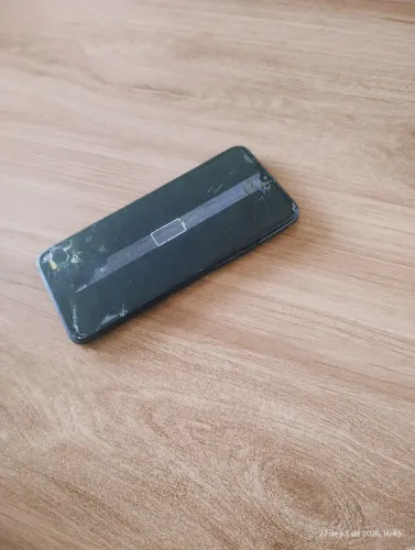 Celular quebrado redimi note 8 