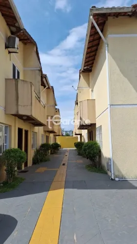 Lindo sobrado em condomínio a 50 metros do mar na cidade de Mongaguá. Desfrute de lindos m