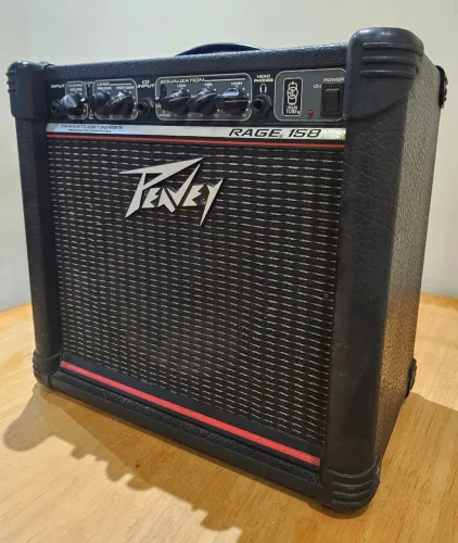 Amplificador de guitarra Peavey Rage 158