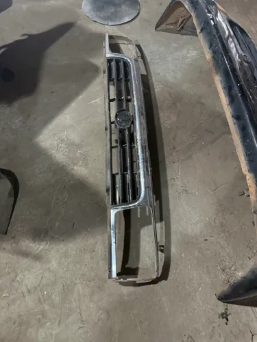 Grade cromada dianteira Hilux ou Sw4 1994 a 2000