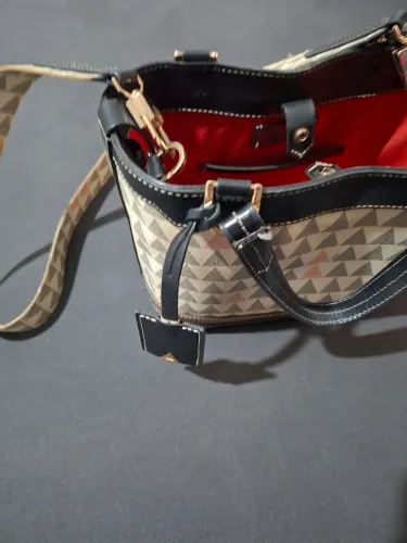 Bolsa Schutz semi nova ORIGINAL