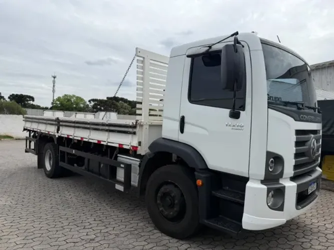 Vw 17-210 ano 2024