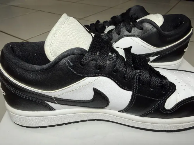 Tênis Nike Jordan dunk