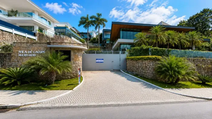 CASA DE ALTO PADRÃO PARA LOCAÇÃO EM CACUPÉ | VISTA PANORÂMICA PARA O MAR | CONDOMÍNIO FECH