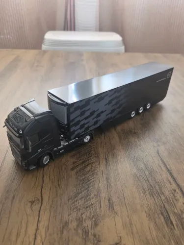 Miniatura Volvo FH16 4x2 750 C/ Semi Trailer 1/50 