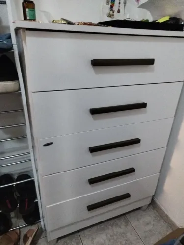 Cômoda branca 5 gavetas