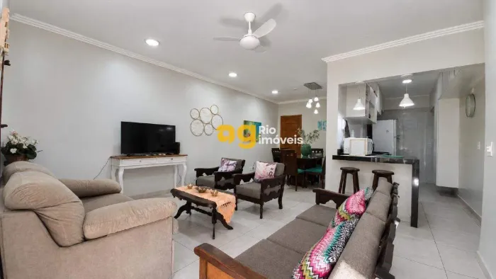 Apartamento 3 quartos + Dependência para alugar, 97 m² - Centro - Cabo Frio/RJ