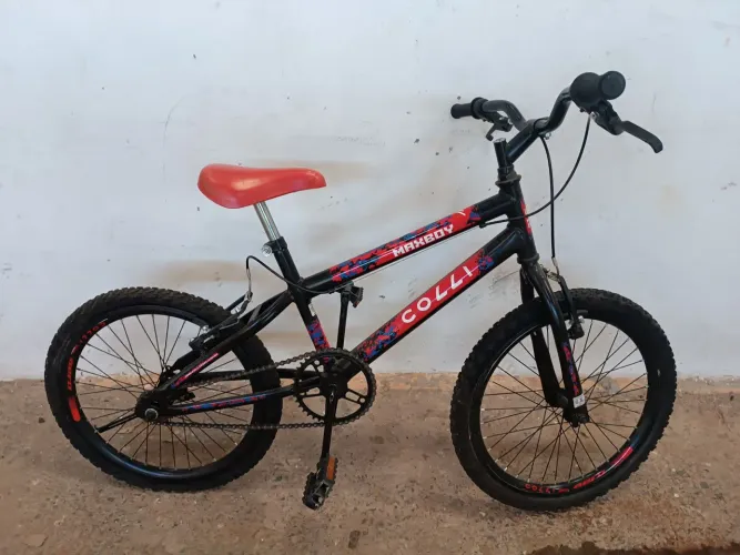 Bicicleta semi nova