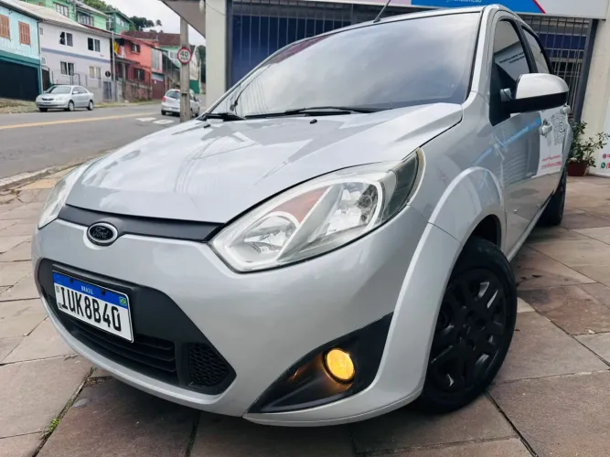 Ford Fiesta Sedan 1.6 16V Flex Mec. 2014