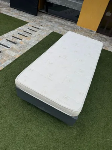 Cama box Solteiro com colchão MAXFLEX D33
